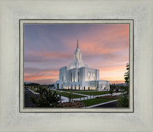 Load image into Gallery viewer, Orem Utah Pink Sunset
