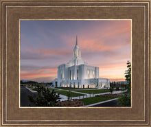 Load image into Gallery viewer, Orem Utah Pink Sunset
