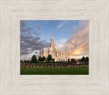 Load image into Gallery viewer, Payson Utah Pink Dividing The Light
