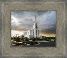 Load image into Gallery viewer, Syracuse Utah Safety in The Storm
