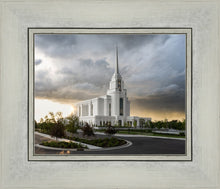 Load image into Gallery viewer, Syracuse Utah Safety in The Storm
