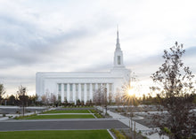 Load image into Gallery viewer, Burley Idaho A Ray of Light
