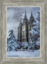 Load image into Gallery viewer, Salt Lake Temple Snow
