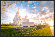 Load image into Gallery viewer, Brigham Utah Springs Light
