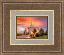 Load image into Gallery viewer, Payson Utah Sunset
