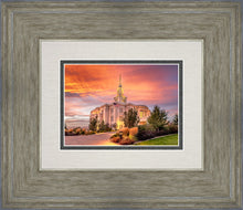 Load image into Gallery viewer, Payson Utah Sunset
