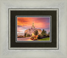 Load image into Gallery viewer, Payson Utah Sunset
