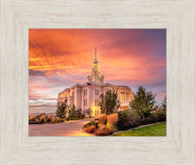 Load image into Gallery viewer, Payson Utah Sunset
