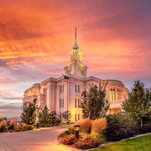 Load image into Gallery viewer, Payson Utah Sunset
