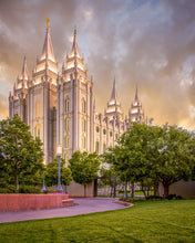 Load image into Gallery viewer, Salt Lake City Utah Eternal Glow
