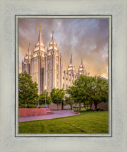Load image into Gallery viewer, Salt Lake City Utah Eternal Glow
