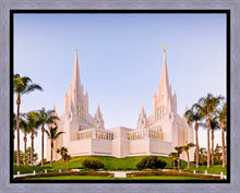 Load image into Gallery viewer, San Diego California Glow
