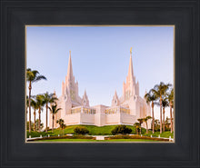 Load image into Gallery viewer, San Diego California Glow
