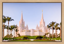 Load image into Gallery viewer, San Diego California Glow
