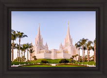 Load image into Gallery viewer, San Diego California Glow
