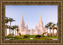 Load image into Gallery viewer, San Diego California Glow
