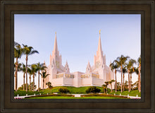 Load image into Gallery viewer, San Diego California Glow
