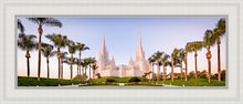 Load image into Gallery viewer, San Diego California Glow
