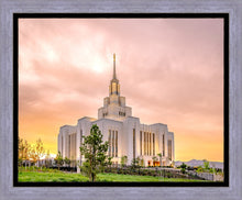 Load image into Gallery viewer, Saratoga Springs Utah Pink Glow
