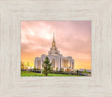 Load image into Gallery viewer, Saratoga Springs Utah Pink Glow
