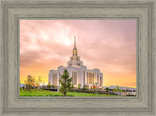 Load image into Gallery viewer, Saratoga Springs Utah Pink Glow
