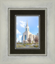 Load image into Gallery viewer, Burley Idaho Daylight
