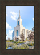 Load image into Gallery viewer, Burley Idaho Daylight
