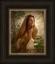 Load image into Gallery viewer, Mary Kept All Of These Things And Pondered Them In Her Heart
