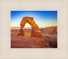Load image into Gallery viewer, Delicate Arch, Utah
