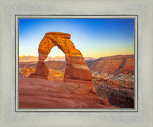 Load image into Gallery viewer, Delicate Arch, Utah
