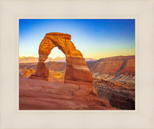 Load image into Gallery viewer, Delicate Arch, Utah
