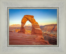 Load image into Gallery viewer, Delicate Arch, Utah
