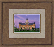 Load image into Gallery viewer, Provo City Center Temple His Love Endureth All Things
