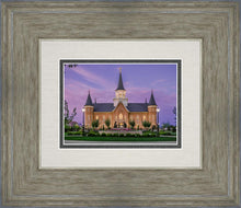 Load image into Gallery viewer, Provo City Center Temple His Love Endureth All Things
