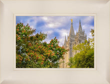 Load image into Gallery viewer, Salt Lake City Temple Autumn Leaves
