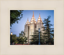 Load image into Gallery viewer, Salt Lake City Temple Early Morning Blessings
