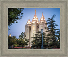 Load image into Gallery viewer, Salt Lake City Temple Early Morning Blessings
