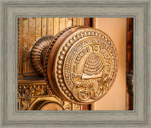 Load image into Gallery viewer, Salt Lake City Temple Holiness In Gold
