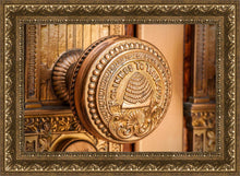 Load image into Gallery viewer, Salt Lake City Temple Holiness In Gold
