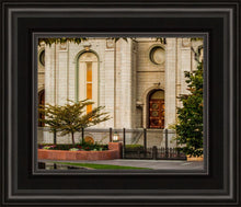 Load image into Gallery viewer, Salt Lake City Temple Inner Glow
