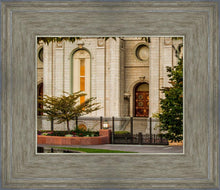 Load image into Gallery viewer, Salt Lake City Temple Inner Glow
