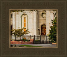 Load image into Gallery viewer, Salt Lake City Temple Inner Glow
