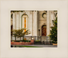 Load image into Gallery viewer, Salt Lake City Temple Inner Glow
