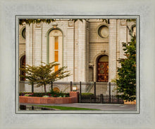 Load image into Gallery viewer, Salt Lake City Temple Inner Glow
