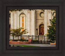 Load image into Gallery viewer, Salt Lake City Temple Inner Glow
