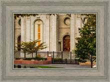 Load image into Gallery viewer, Salt Lake City Temple Inner Glow

