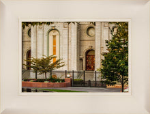 Load image into Gallery viewer, Salt Lake City Temple Inner Glow

