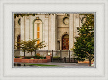 Load image into Gallery viewer, Salt Lake City Temple Inner Glow
