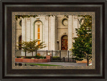 Load image into Gallery viewer, Salt Lake City Temple Inner Glow
