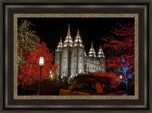 Load image into Gallery viewer, Salt Lake City Temple Lights Aglow
